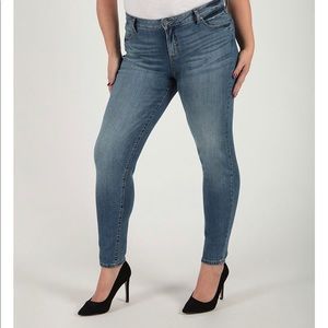 Kut from the Kloth Diana Kurvy Skinny Fit w/ bag